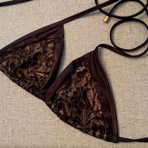 Beach Bunny Black Lace Bikini Top - Picture 3 of 6